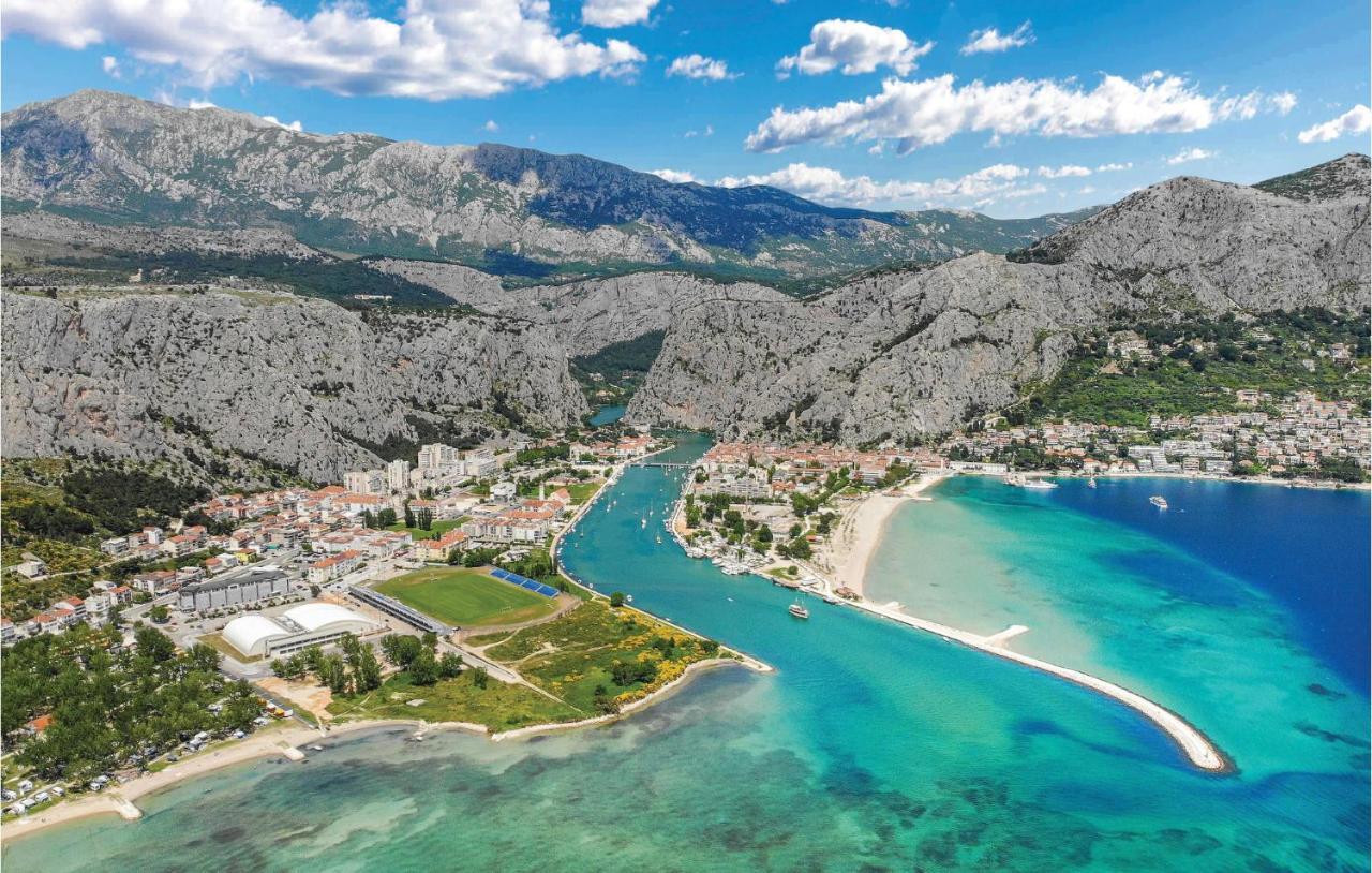 Gorgeous Apartment In Omis With Kitchen Eksteriør billede